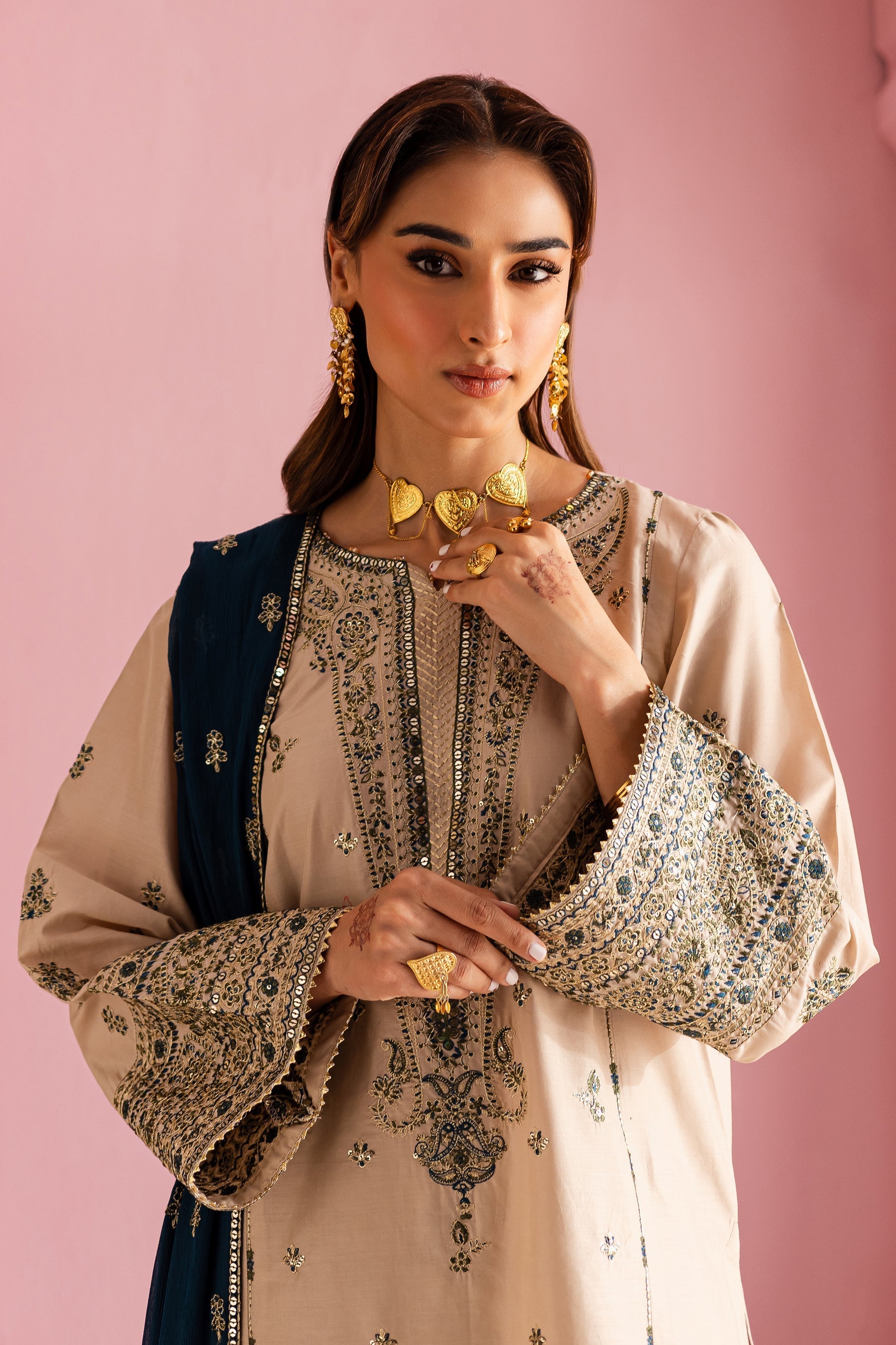 BATIK-3PC DHANAK EMBROIDERED SHIRT WITH DHANAK EMBROIDERED SHAWL & EMB TROUSER-BIC-4162