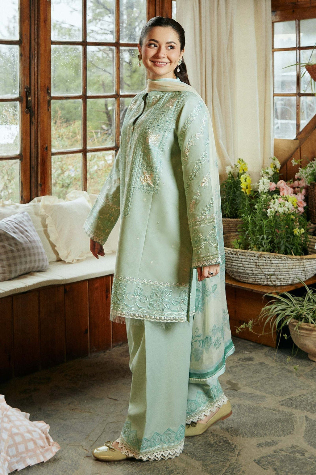 ZARA SHAH JAHAN-3PC DHANAK EMBROIDERED SHIRT WITH COUTRAI WOOL PRINTED SHAWL AND EMB TROUSER-BIC-4112