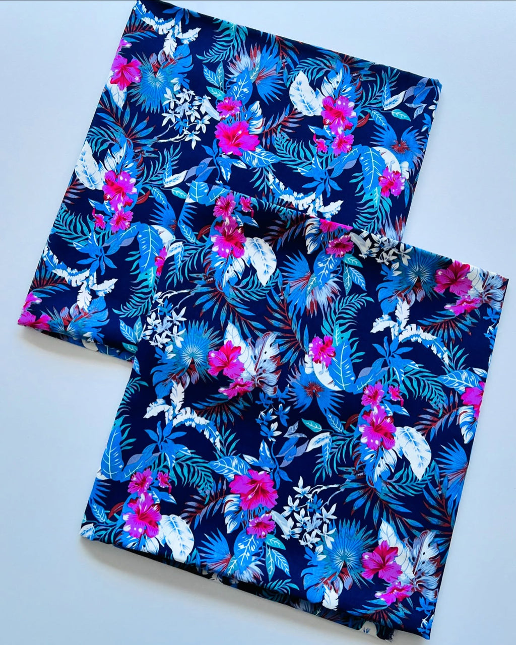 Navy Blue & Fuchsia Floral Printed Linen Fabric – Unstiched – 3 Yards Unstitched