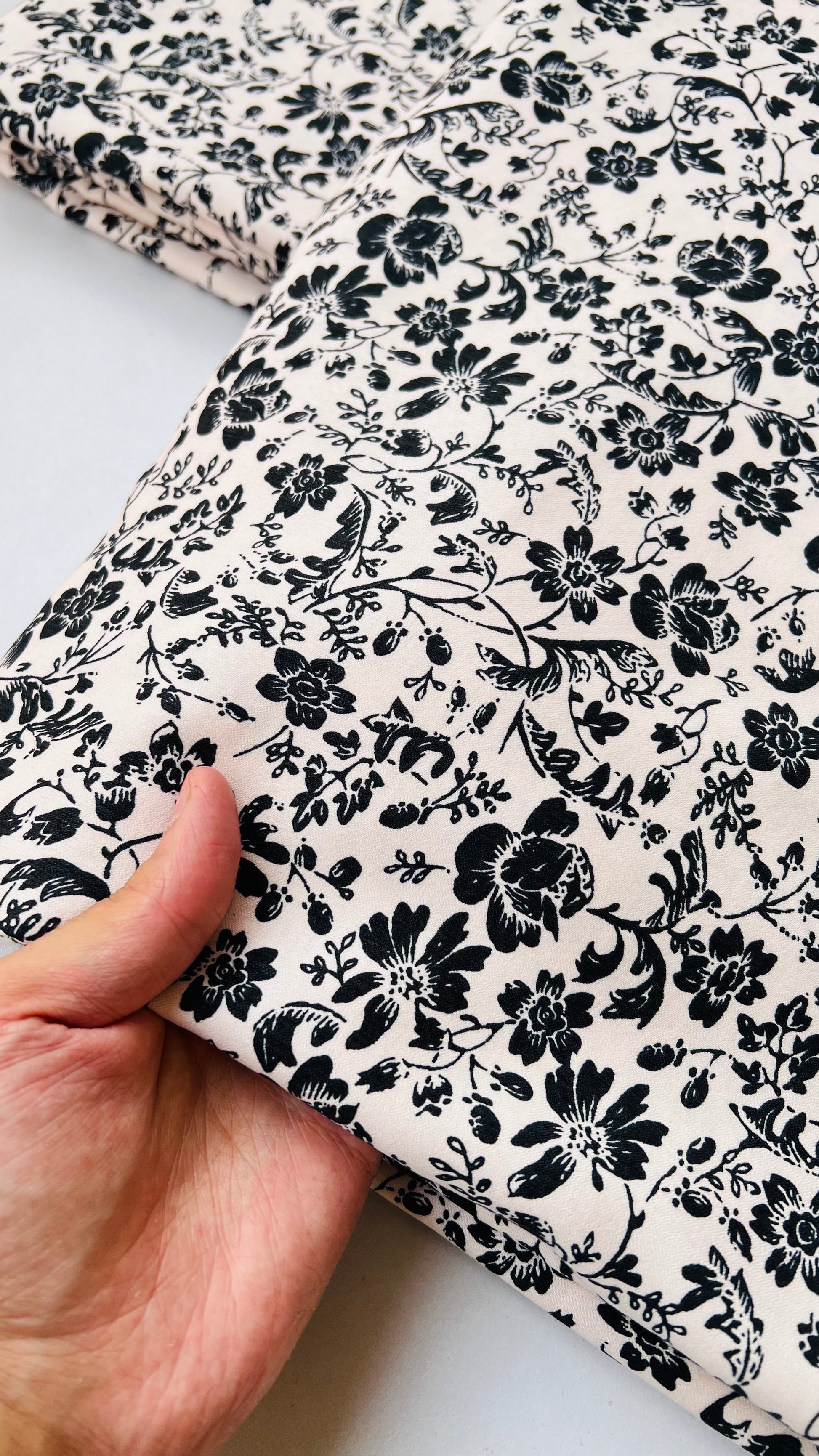 White floral 2pc Printed Courdoroy