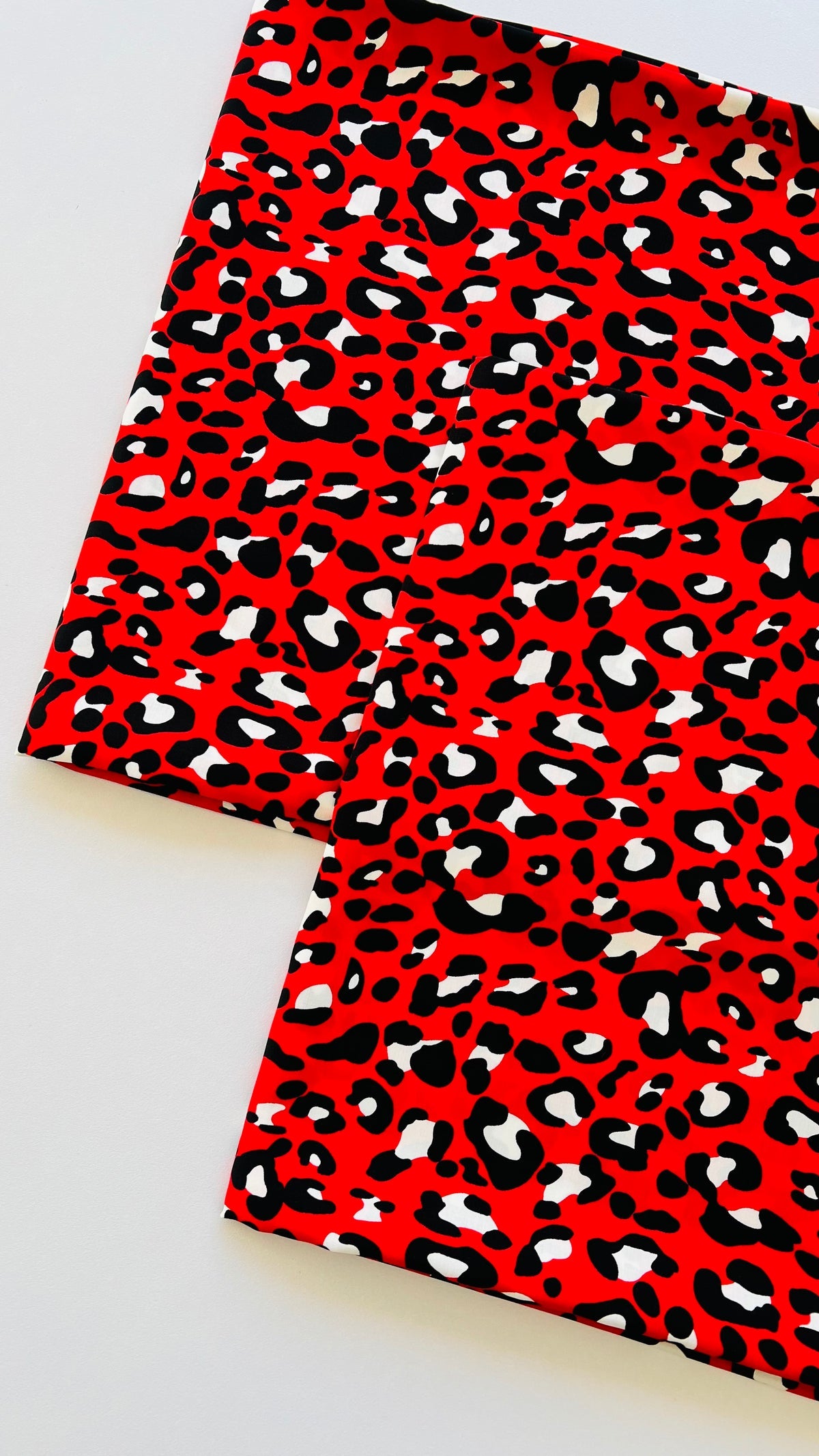 Red Colour 2pc Printed Suit