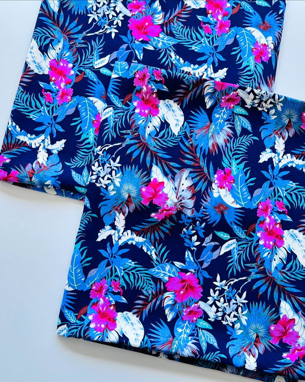 Navy Blue & Fuchsia Floral Printed Linen Fabric – Unstiched – 3 Yards Unstitched